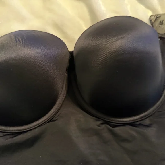 Spanx Black One-Piece Body Suit - Picture 6 of 13